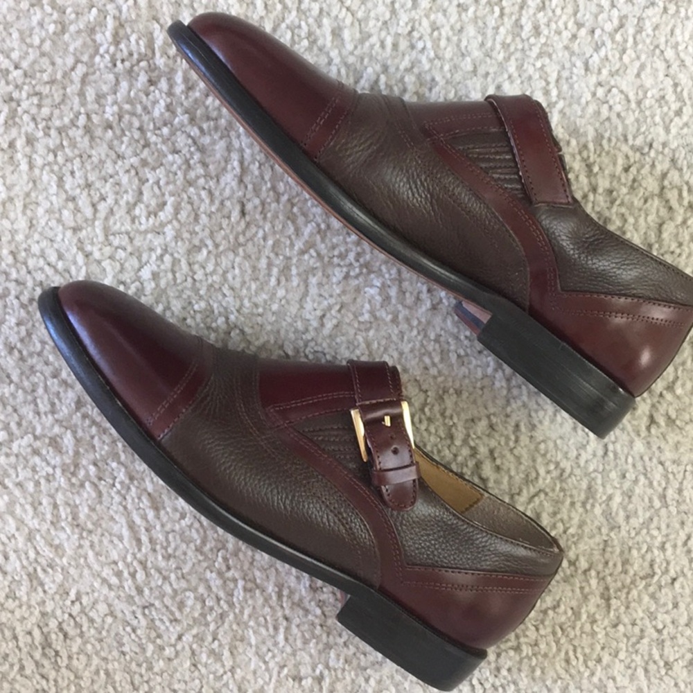 GIORGIO BRUTINI/ BURGUNDY TWO TONEwGOLD SIDE BUCKLE LOAFERS